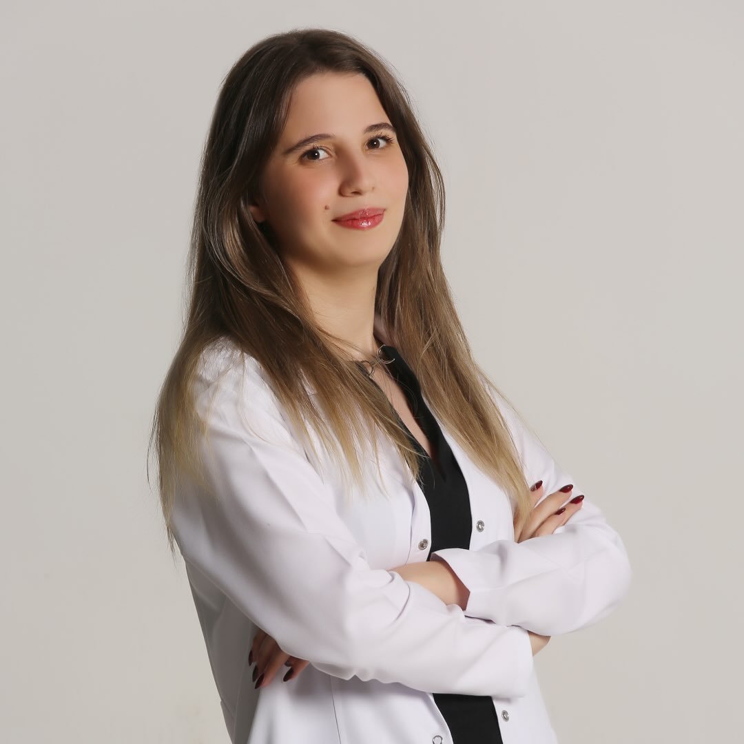 Diyetisyen Ayça Ayyıldız